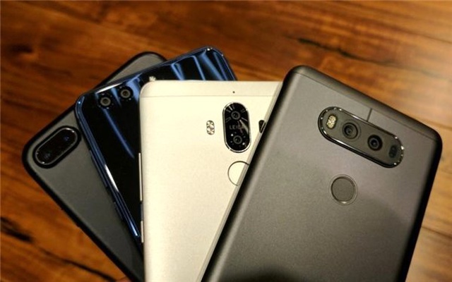 Samsung Galaxy A70 Vs Xiaomi mi 9 Se Vs Vivo V15: Hangisi Daha İyi?