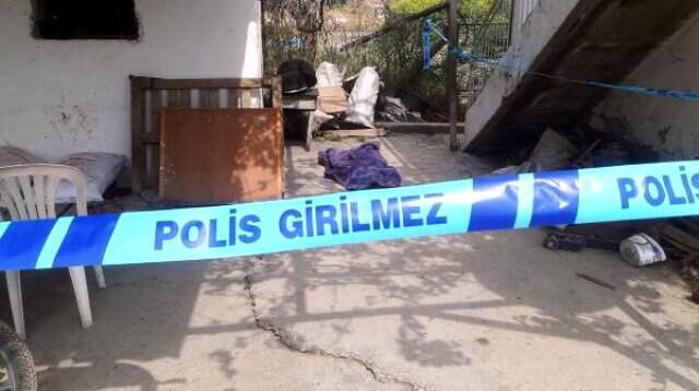 3 Gündür Kayıp Suriyeli Çocuk, Besi Çiftliğinde Ölü Bulundu 3 Gündür Kayıp Suriyeli Çocuk, Besi Çiftliğinde Ölü Bulundu