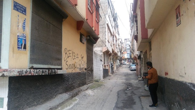 Cani Anne, Bebeğini Göbek Bağı İle Öldürüp 14 Yaşındaki Kardeşine Gömdürmüş!