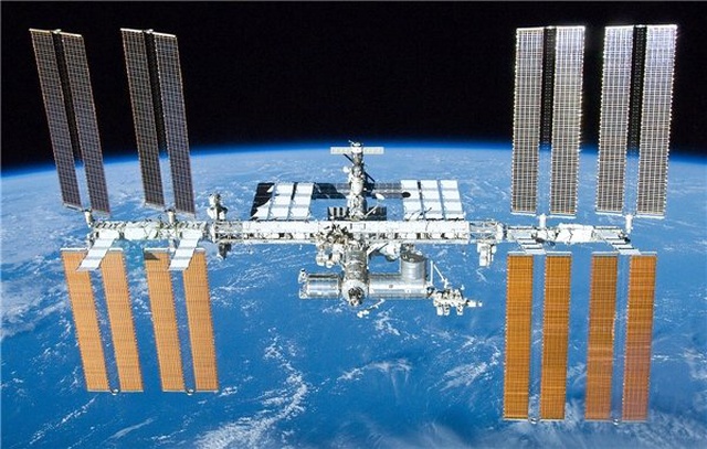 Nasa, Uluslararası Uzay İstasyonu'nu Bakterilerin Sardığını Açıkladı