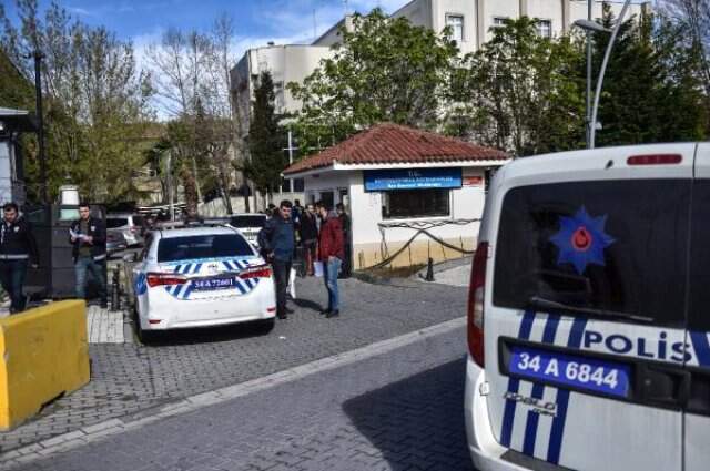 AK Parti'nin Seçimlere En Çok İtiraz Ettiği Büyükçekmece'de Polis Operasyon Başlattı <a class='keyword-sd' href='/ak-parti/' title='AK Parti'>AK Parti</a>'nin Seçimlere En Çok İtiraz Ettiği Büyükçekmece'de Polis Operasyon Başlattı