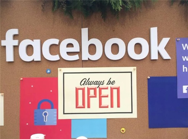 Facebook, Hesabınızı Silseniz Bile Peşinizi Bırakmıyor