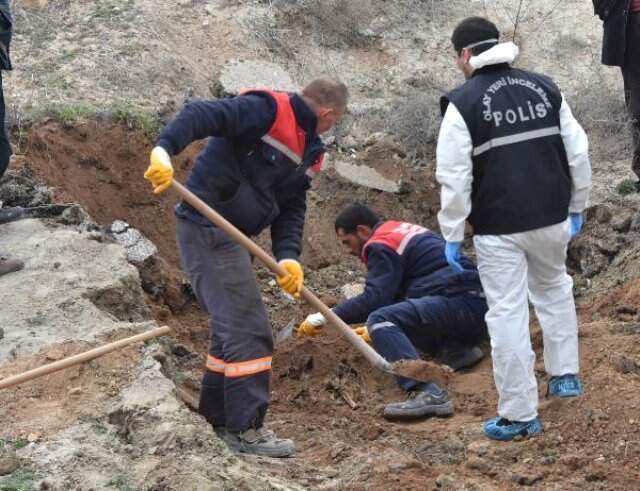 'Ya Borcunu Ver Ya Eşini' Diyen Amcasını Öldürüp Gömen Yeğenin Cezası Belli Oldu!