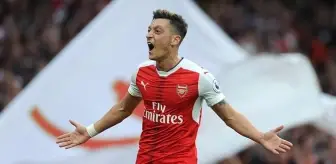 Yıllar Önce 'Kendimi Alman Hissediyorum' Diyen Mesut Özil'in, Vatan Hesapsız Kitapsız Sevilir Paylaşımı Olay Oldu!