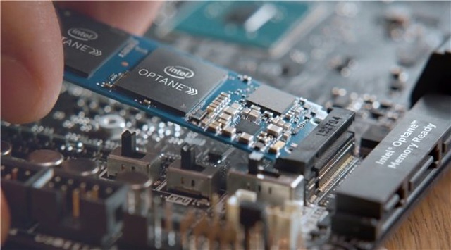 Intel, Ssd'leri Çok Daha Hızlı Hale Getirmek İçin Optane Bellekleri Kullanacak