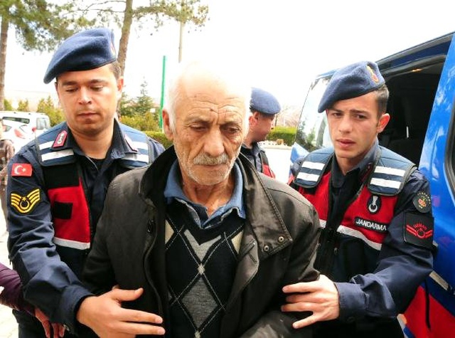 Canlı Yayında Oğlunu Öldürdüğünü İtiraf Eden Baba Tutuklandı