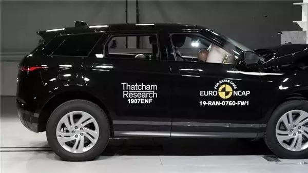 Range Rover Evoque, Euro Ncap Çarpışma Testinden 5 Yıldızla Geçti