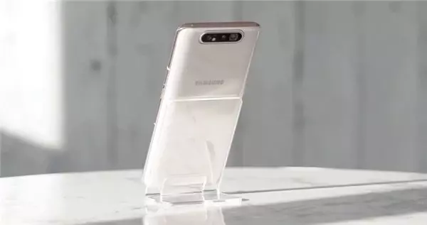 Samsung'un İlk Tam Ekran Telefonu Galaxy A80 Tanıtıldı: İşte Özellikleri