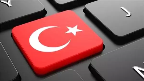 Turkcell Genel Müdürü, Yerli ve Milli E-postayı Duyurdu