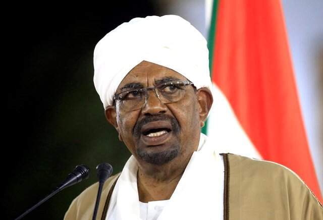 Son Dakika! Sudan'da Darbe: Ordu Yönetime El Koydu, Devlet Başkanı Görevi Bıraktı Sudan'da Darbe! <a class='keyword-sd' href='/ordu/' title='Ordu'>Ordu</a> Yönetime El Koydu, Devlet Başkanı Görevi Bıraktı