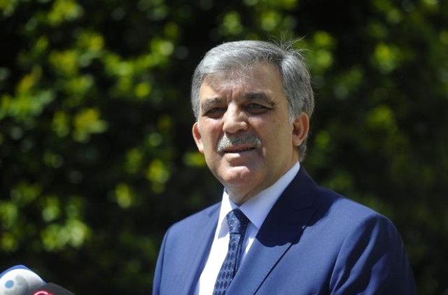 İmamoğlu'ndan Abdullah Gül'ün Çıkışına İlk Yorum: Seslerinin Daha Gür Çıkmasını İsterim