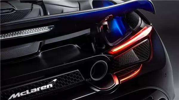 Mclaren 720s Spider'ı Boyamak İçin Harcanan Süre: 260 Saat