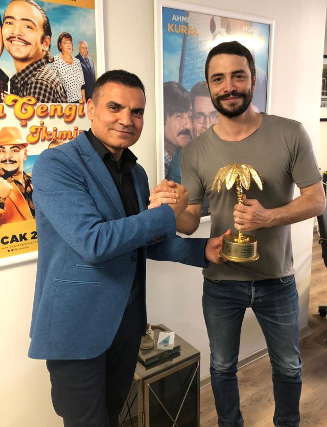 Altın Palmiye Ödülü'ne Layık Görülen Oyuncu Ahmet Kural, Yeni Projeyle Sevenlerine Müjdeyi Verdi