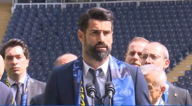 Can Bartu'nun Kızı Arığ'dan Futbolculara: Bu Taraftara Layık Olun