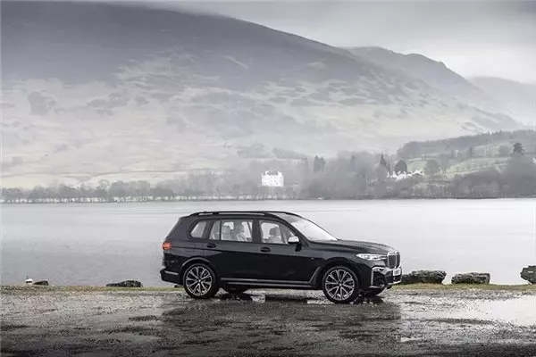 Bmw'nin Yeni Suv'leri X7 Serisinin Nefes Kesen Görüntüleri