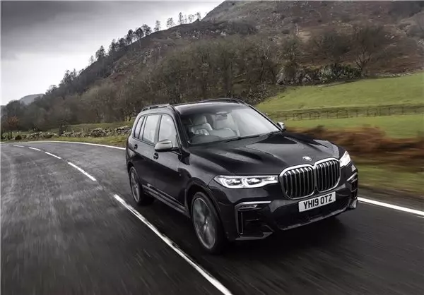 Bmw'nin Yeni Suv'leri X7 Serisinin Nefes Kesen Görüntüleri