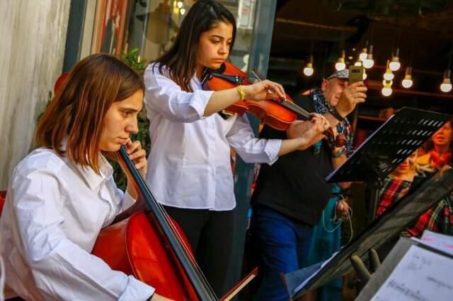 Ayvalık 2. Doğa Festivali İlçeyi Rengarenk Boyadı!