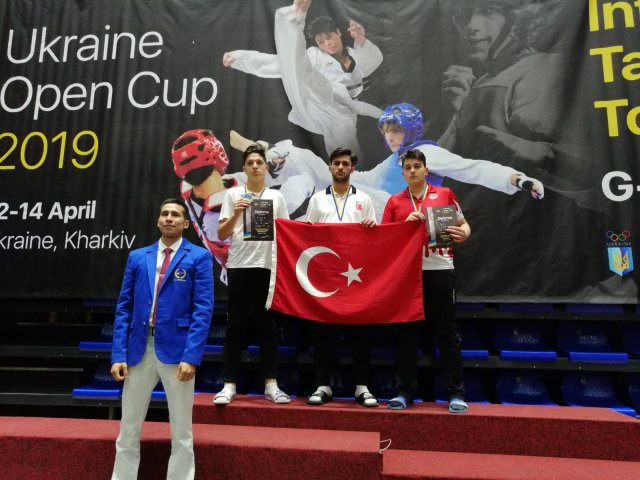 Melih Yılmaz, Ukrayna'da Şampiyon Oldu
