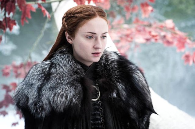 Game Of Thrones'un Sansa'sı Paylaşımıyla Sosyal Medyayı Karıştırdı