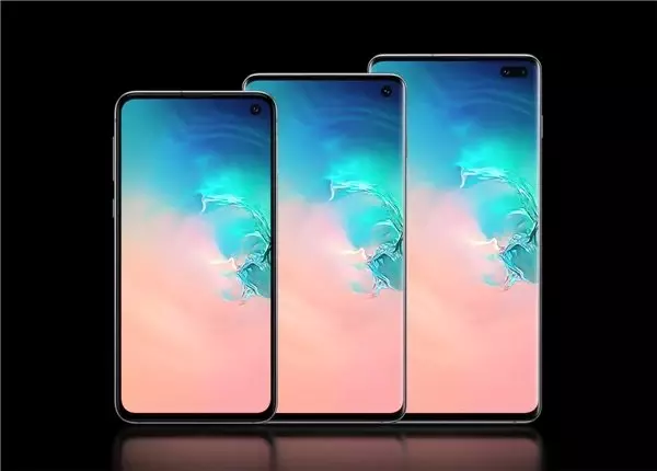 İphone Xr Peynir Ekmek Gibi Satsa da Galaxy S10 Satışlarını Engelleyemiyor