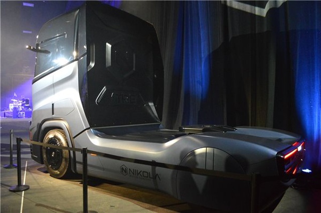 Tesla'nın Rakibi Nikola Motor Company, 4 Yeni Elektrikli Araç Tanıttı