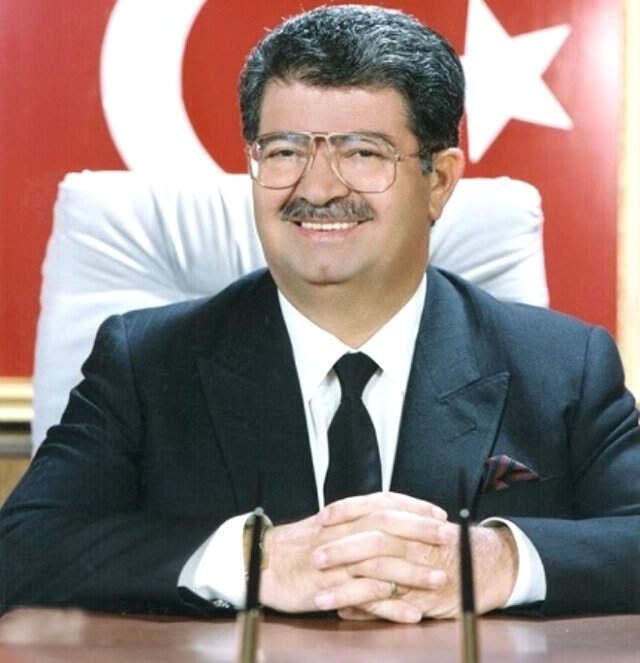 Vefatının Üzerinden 26 Yıl Geçen Turgut Özal'ın Hayatı