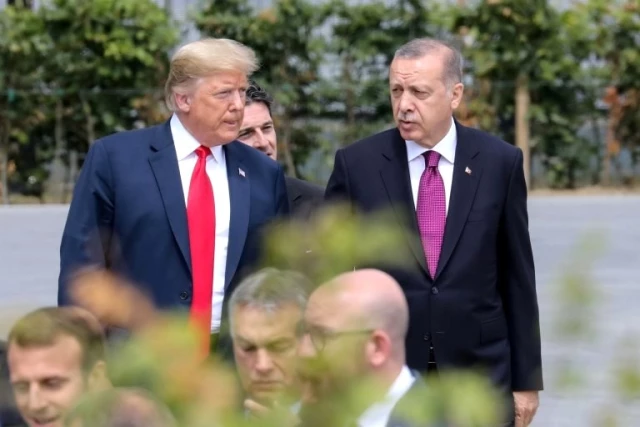 400 ve F-35 Krizi: Türkiye, ABD'nin Olası Yaptırımlarına Maruz Kalmamak İçin Trump'ın Müdahalesini...