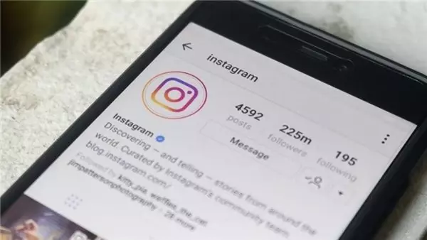 Instagram, Müstehcen İçerik Gönderen Hesapların ve Yorumların İşgali Altına Girdi