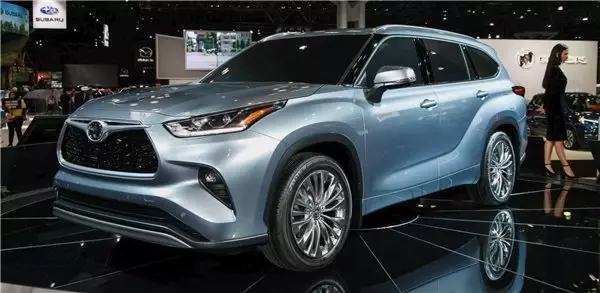 Toyota, Yenilenen Suv Modeli Highlander'ı Tanıttı