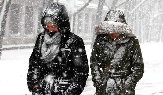 Meteoroloji Uyardı: Sıcaklıklar Hissedilir Derecede Azalacak, Kar Yağışı Etkili Olacak