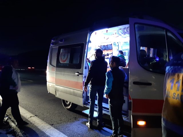 Taraftarları Taşıyan Minibüsle TIR Çarpıştı: 10 Yaralı