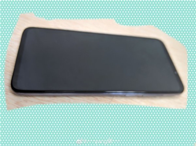 Meizu 16t, Daha Tanıtılmadan Kanlı Canlı Görüntülendi