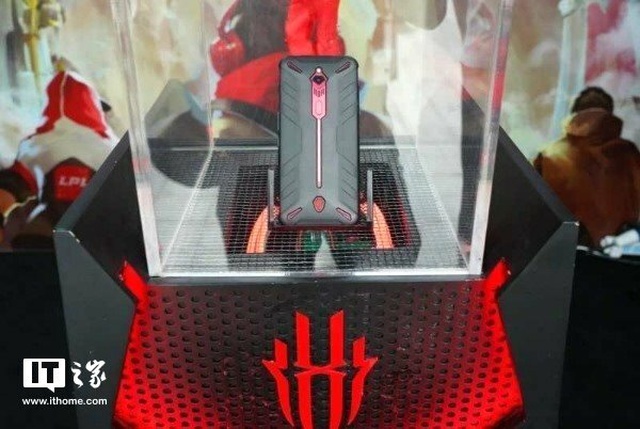 Nubia'nın Yeni Oyun Telefonu Red Magic 3, Lol Turnavası Finalinde Sergilendi