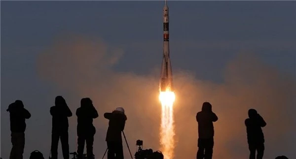 Rusya'nın İnsanlı Uzay Uçuşları İçin Ürettiği Soyuz-5 Roketi'nin Fırlatılacağı Tarih Belli Oldu
