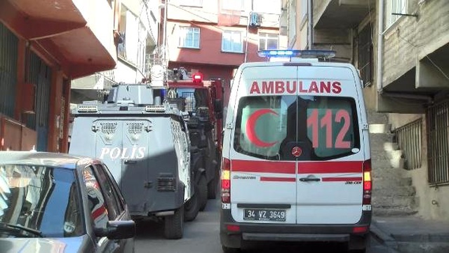 Karısı Tarafından Bıçaklanan Koca, Yaralı Halde Sırra Kadem Bastı