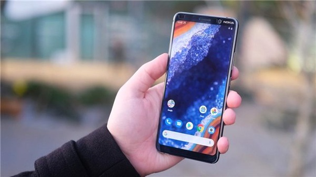 Nokia 9 Pureview'ın Parmak İzi Okuyucusu, Sakız Kutusuyla Kandırılıyor (Video)