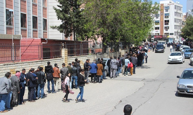 Şanlıurfa'da 2 Bin Kişilik İşi Duyanlar İŞKUR'a Koştu