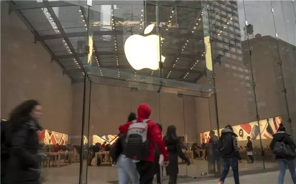 Bir Hata Sonucu Hırsız Damgası Yiyen Genç, Apple'a 1 Milyar Dolar Tazminat Davası Açtı