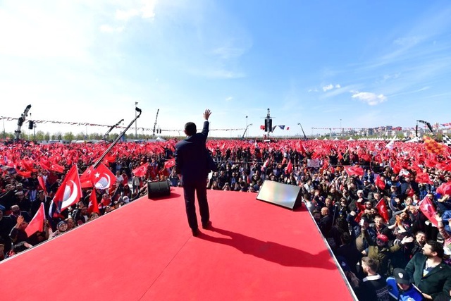 Ekrem İmamoğlu Guardian'a Konuştu: Herhangi Bir Baskı Hissetmiyorum