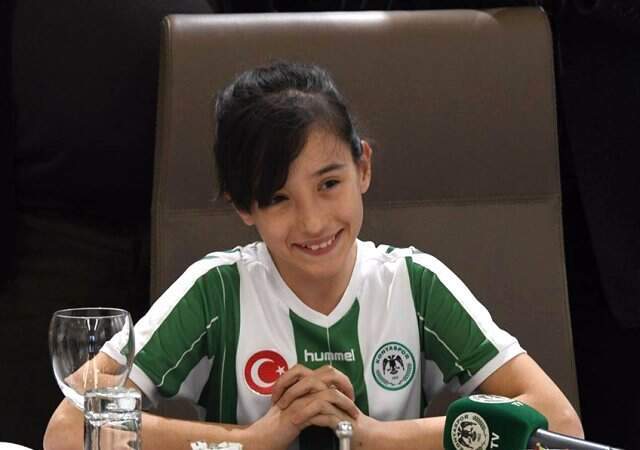 Konyaspor'un Çocuk Başkanından Aykut Kocaman Sözü Konyaspor'un Çocuk Başkanından Aykut Kocaman Sözü