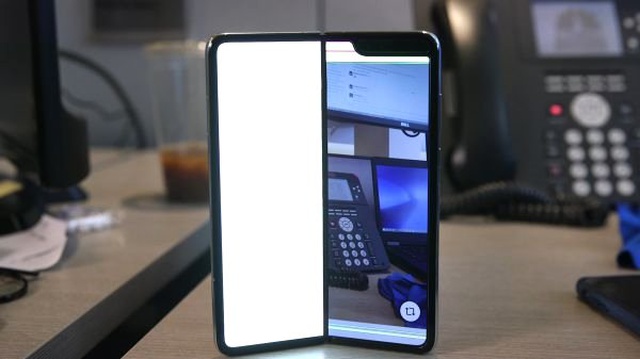 Samsung Galaxy Fold, Neden Büyük Bir Hayal Kırıklığı Yarattı?