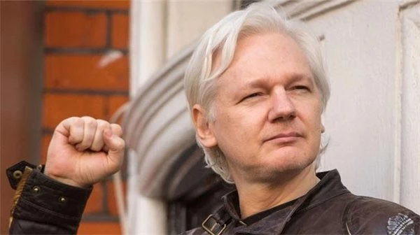 Film Gibi İddia: Bitcoin'in Kurucusu Satoshi Nakamoto Aslında Julian Assange Mı?