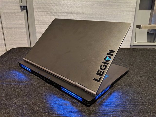Lenovo, 9. Nesil Intel İşlemcili Dizüstü Oyuncu Bilgisayarlarını Duyurdu