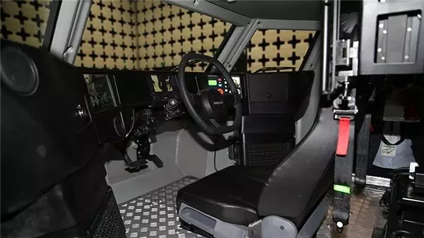 Türkiye'de İlk: Elektrikli Zırhlı Araç Akrep Iı Tanıtıldı