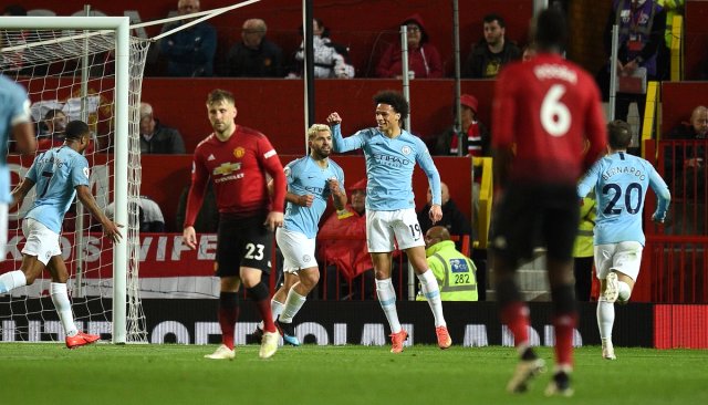 Manhester City Evinde Manchester United'ı Yendi, Şampiyonluk Yarışında Avantaj Yakaladı