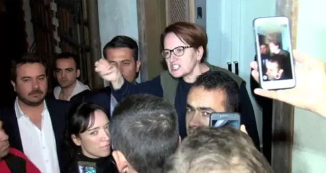 Meral Akşener'in Evinin Önünde Protesto Yapan 16 Sanığın Beraatine Hükmedildi