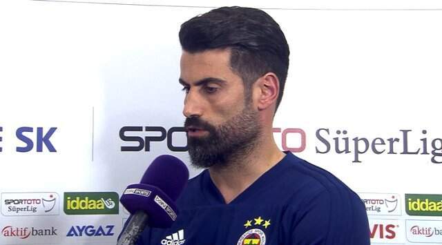 Ali Koç'tan Trabzonsporlu İsmi Tehdit Eden Volkan Demirel'e Uyarı! <a class='keyword-sd' href='/ali-koc/' title='Ali Koç'>Ali Koç</a>'tan Trabzonsporlu İsmi Tehdit Eden Volkan Demirel'e Uyarı!