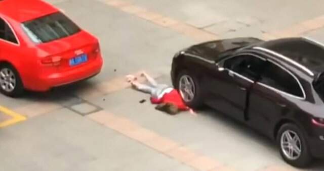 Barışma Teklifini Reddeden Kız Arkadaşını Lüks Aracıyla Ezdi