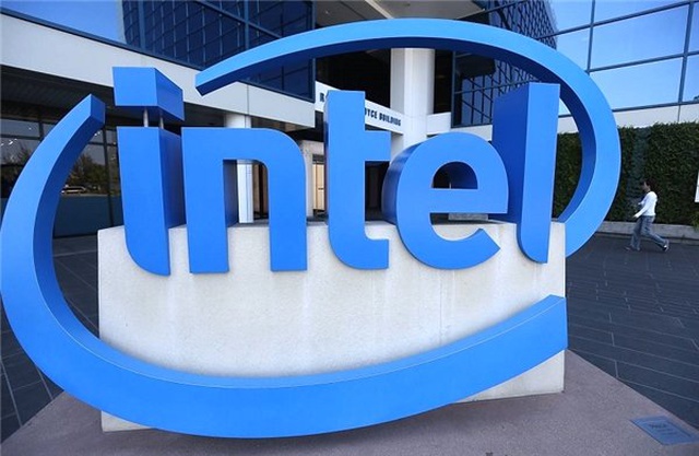 Intel Hisseleri 11 Yılın En Düşük Seviyesine İlerliyor