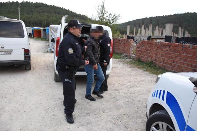 Kütahya'da Köpeğe Tecavüz Ettiği İddia Edilen 2 Kişi Gözaltına Alındı